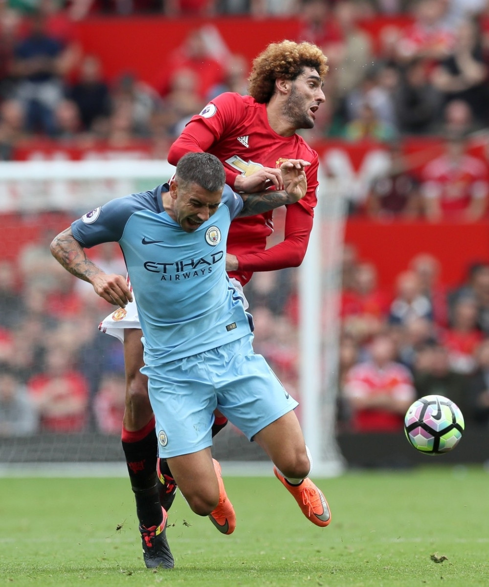 Kolarov ostao bez zuba u derbiju (FOTO)