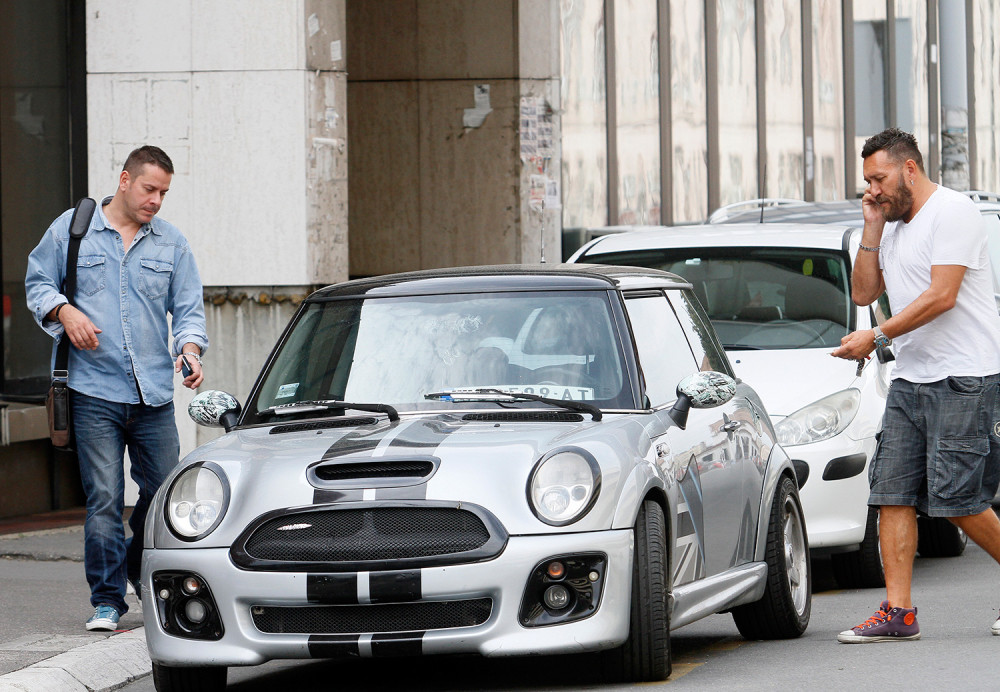 Vlado iz kafane otišao u porodilište! (VIDEO)