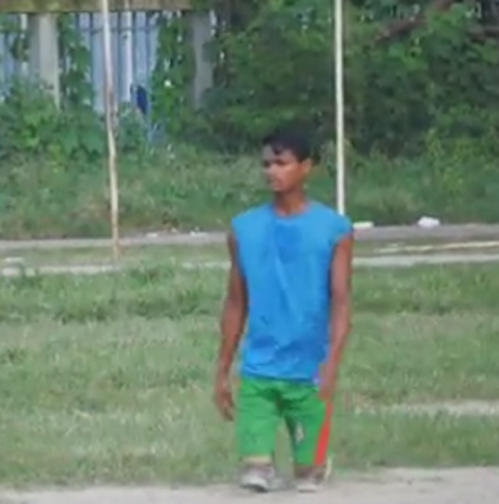 Igra fudbal bez nogu, želi da bude kao Ronaldo (VIDEO)