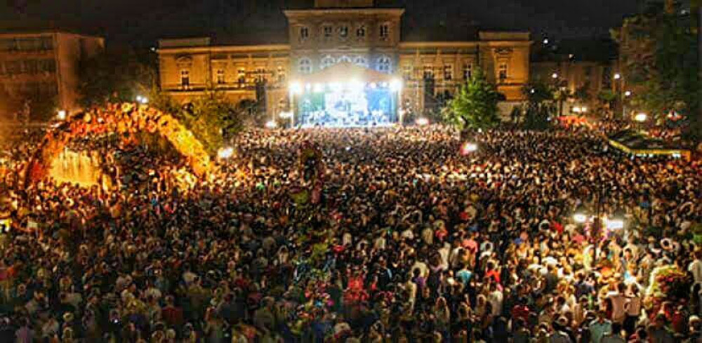 Amadeus bend nastupao pred 30.000 ljudi