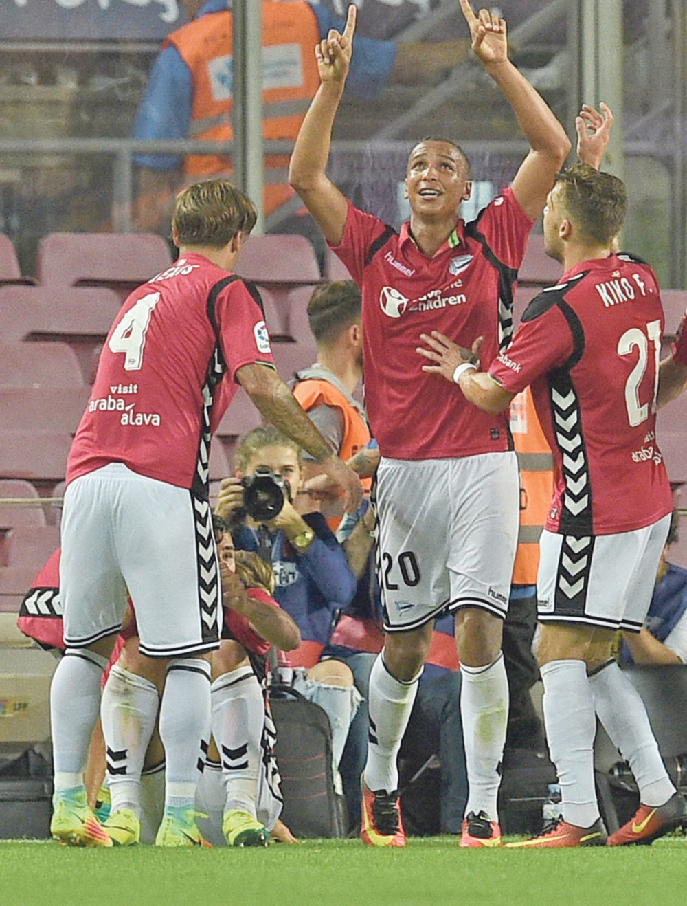 Srušili smo vanzemaljce!