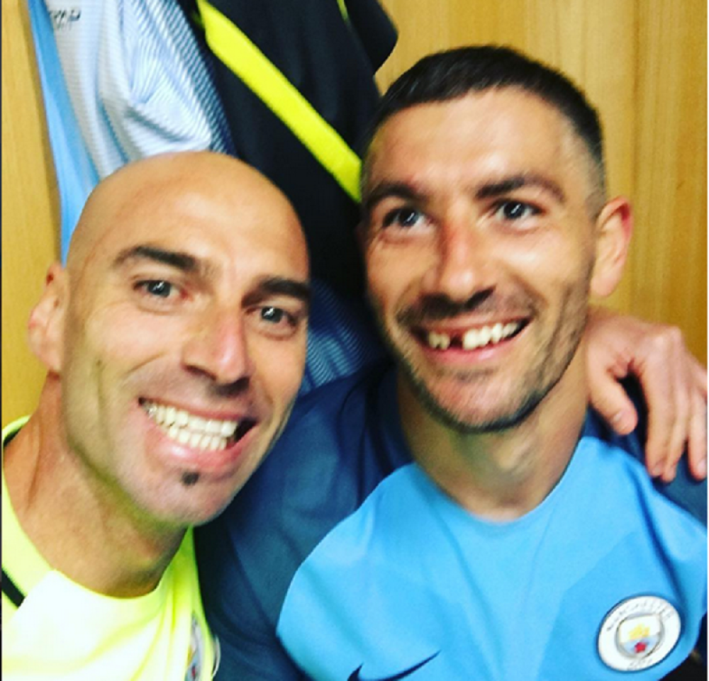 Felaini izbio Kolarovu zub!