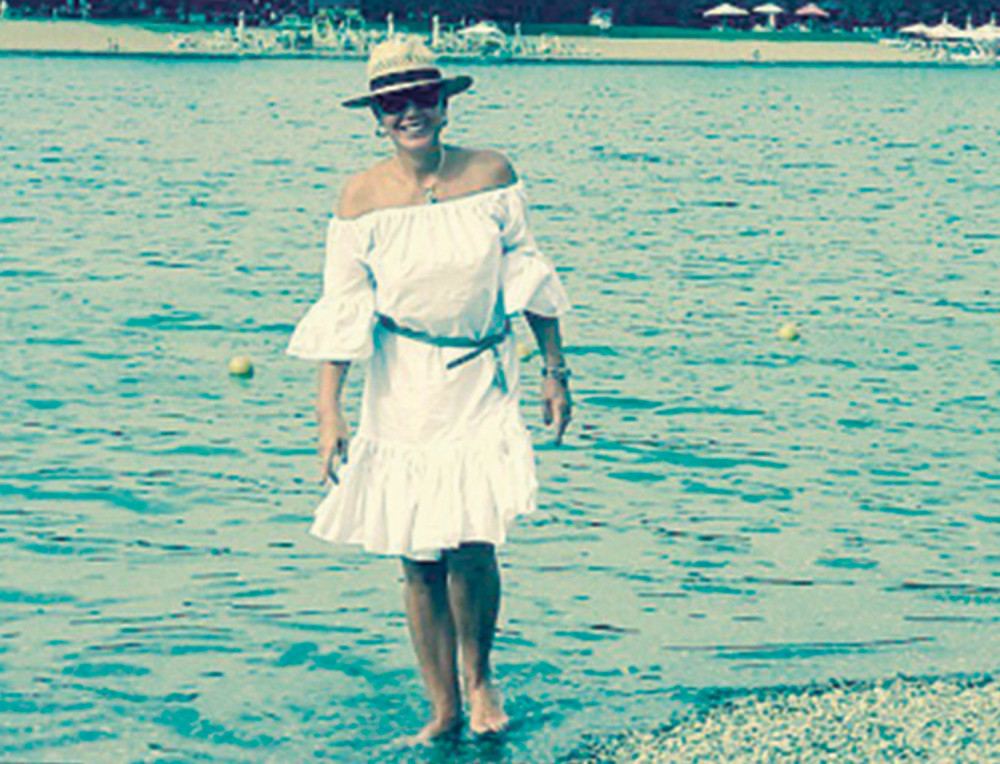 Brena se banja na Adi