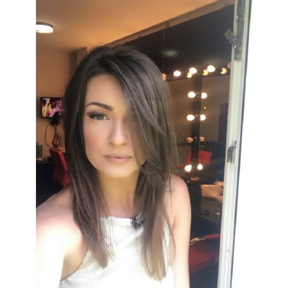 Voditeljka otkrila svoje atribute (FOTO)