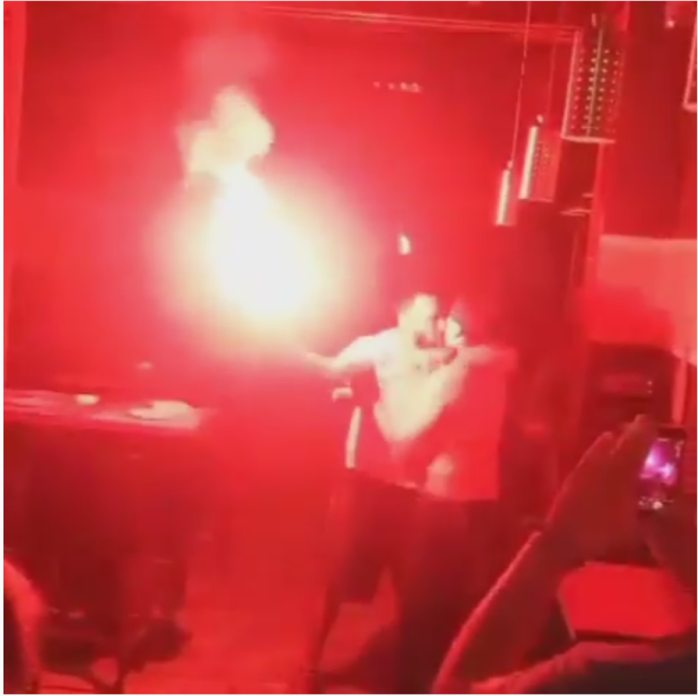 Georgiev zapalio baklju u kafani! (VIDEO)