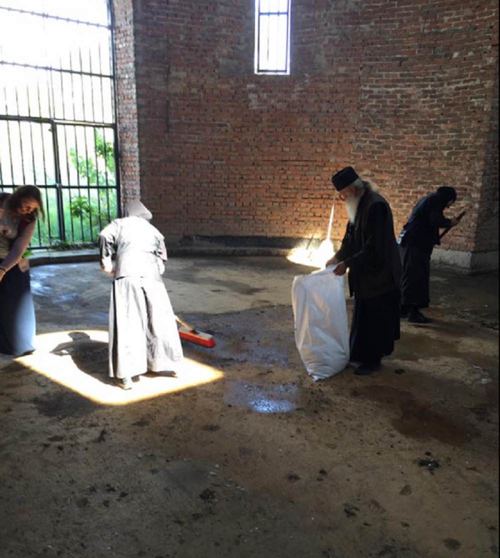 Nastavljeno čišćenje pravoslavne crkve