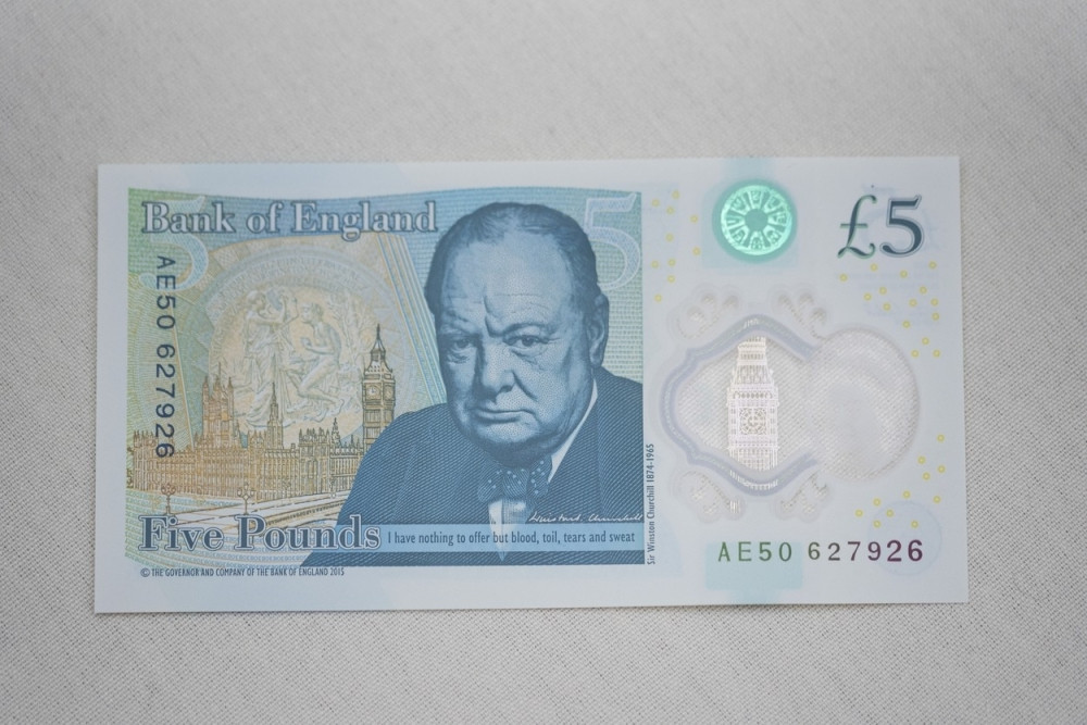 Nova funta može da preživi veš mašinu