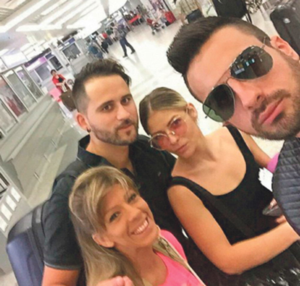 Vanja na Santoriniju snima spot