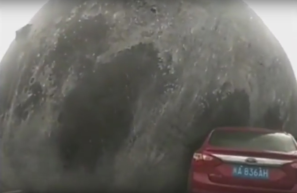 Tajfun oduvao Mesec! (VIDEO)