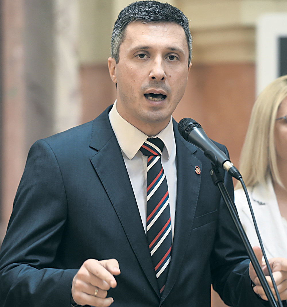 SNS mi preti likvidacijom!