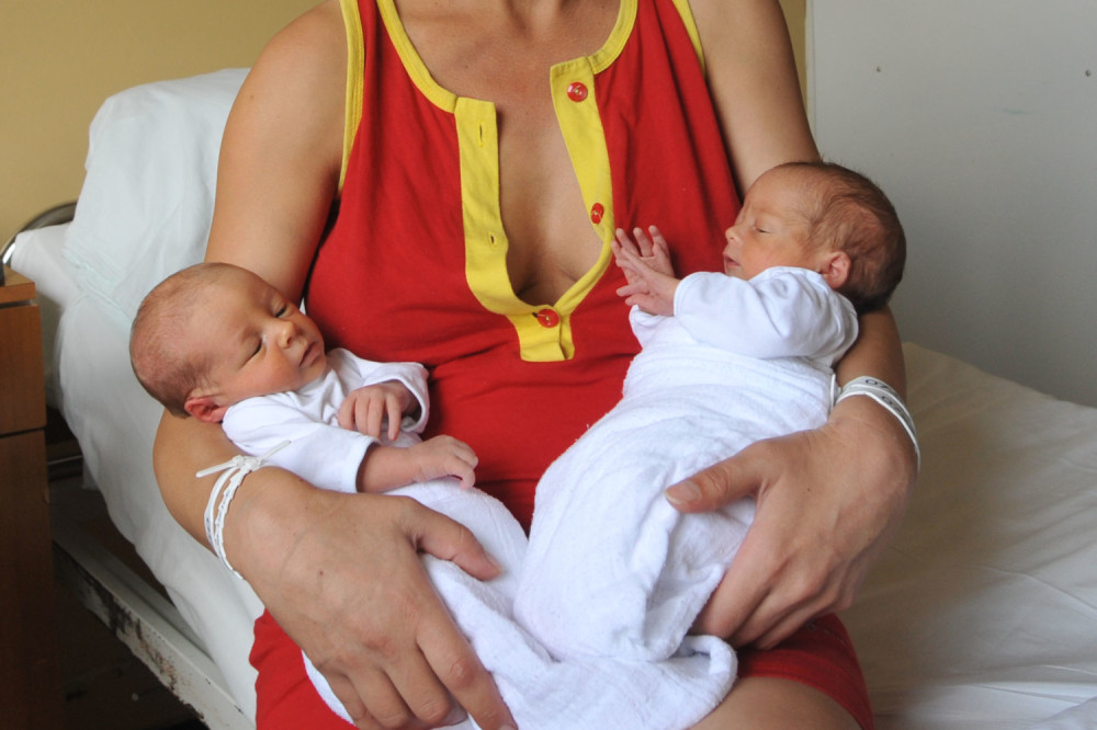 Pijani otac napao babice. otimao telefone, urlao...