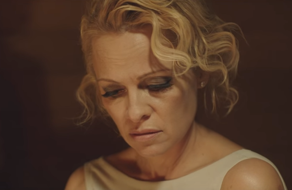 Pamela ponovo gola (FOTO)