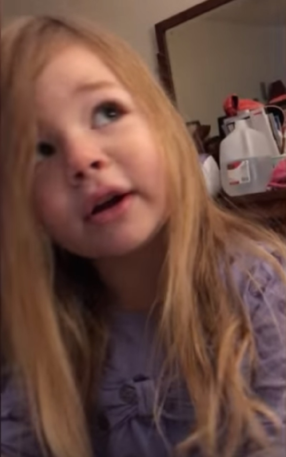 Devojčica (3) očitala tati lekciju! (VIDEO)