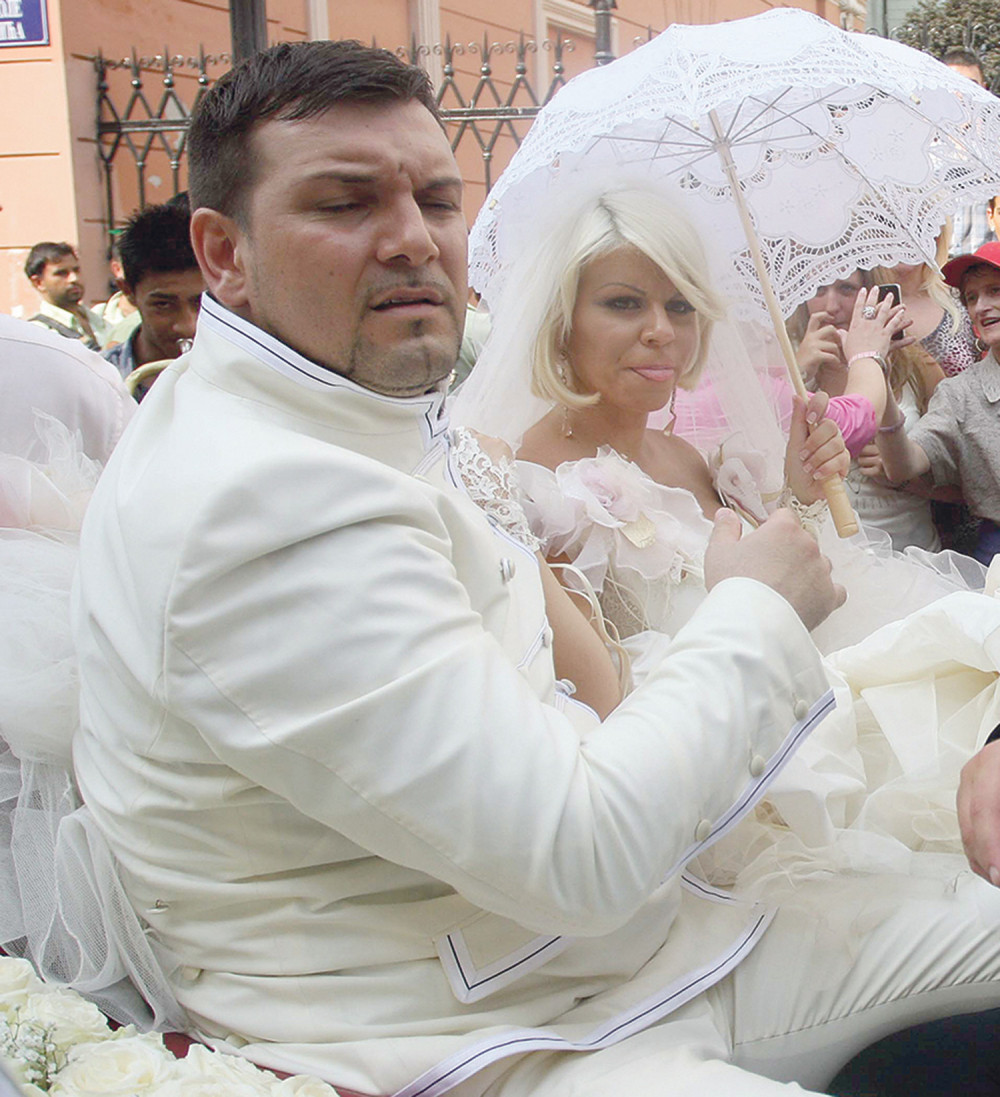 Nisam u braku već godinu dana!