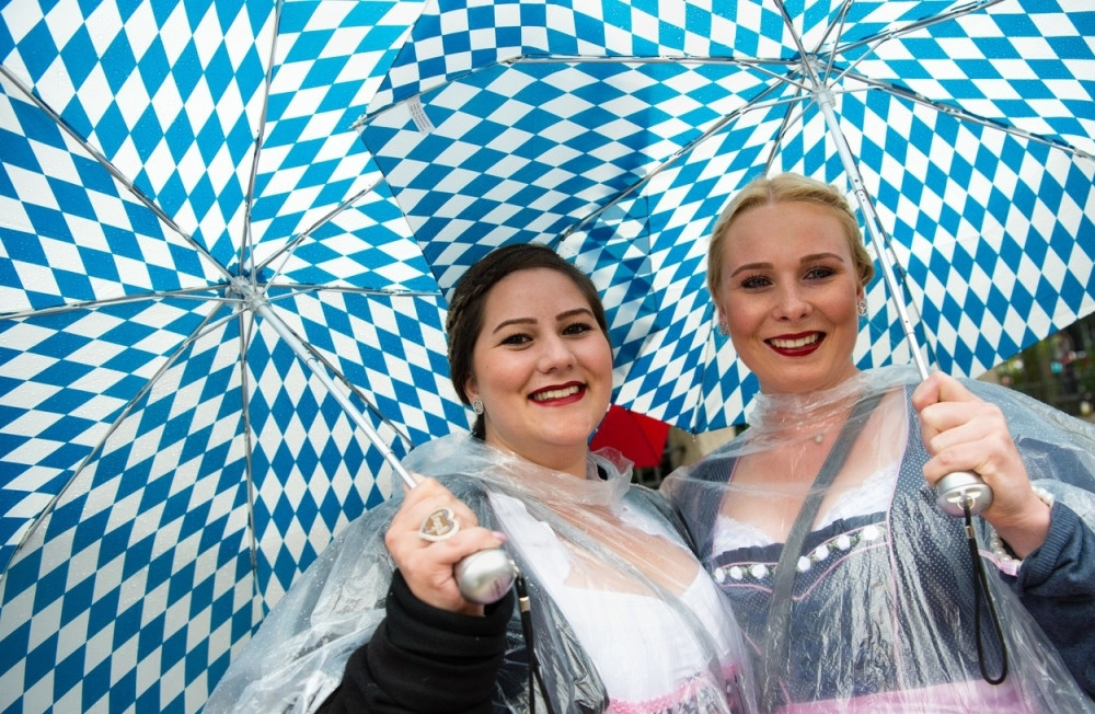 Počeo Oktoberfest! (FOTO)