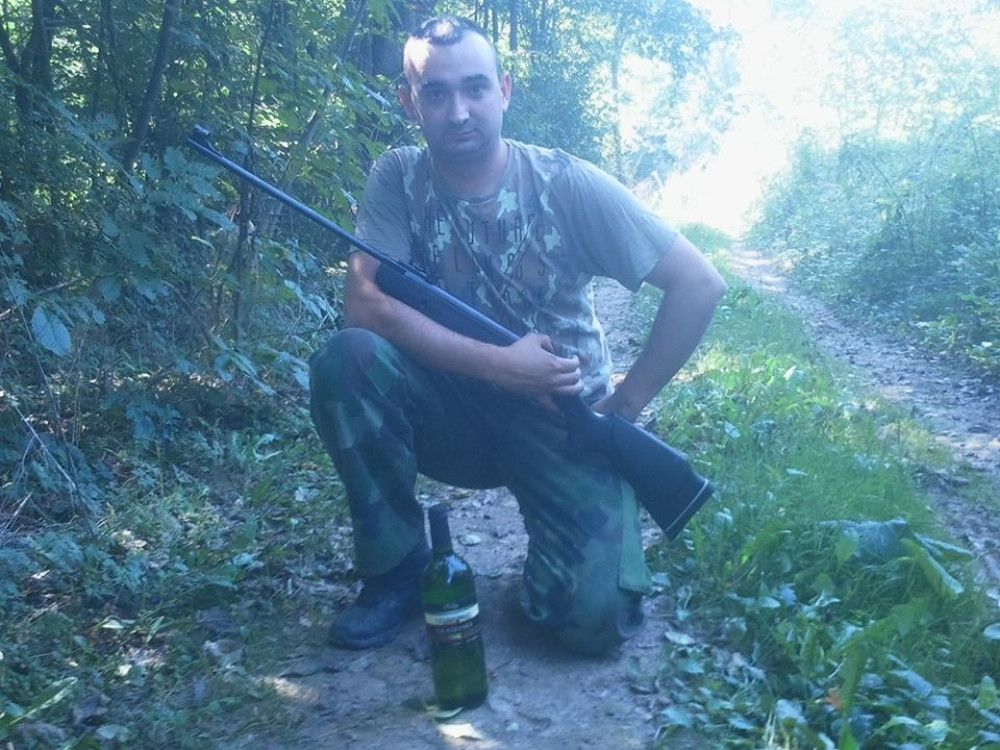 Puškom ubio najboljeg druga, pa presudio sebi!