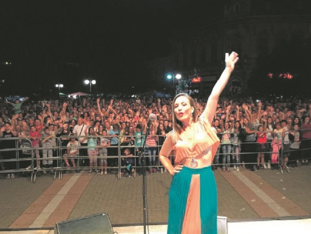 Jelena bacila Vršac u trans!