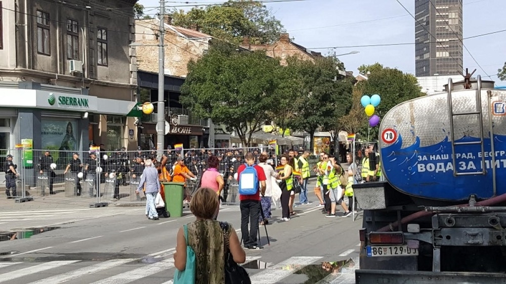 Žena napala Mirjanu Karanović! (FOTO)