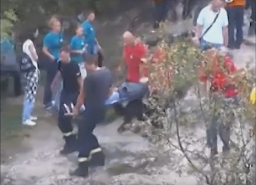 Devojčicu izvlačili iz rupe duboke šest metara