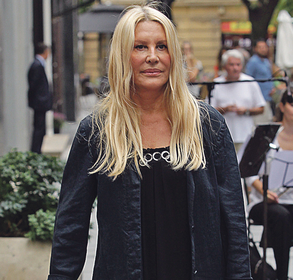 VERICA RAKOČEVIĆ BEZ DLAKE NA JEZIKU! Muka mi je od foliranja! Jedite meso, ne pravite šaradu od toga!