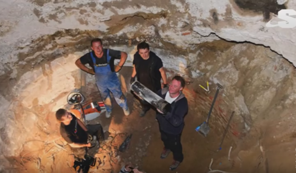 Izvađena nacistička vremenska kapsula!