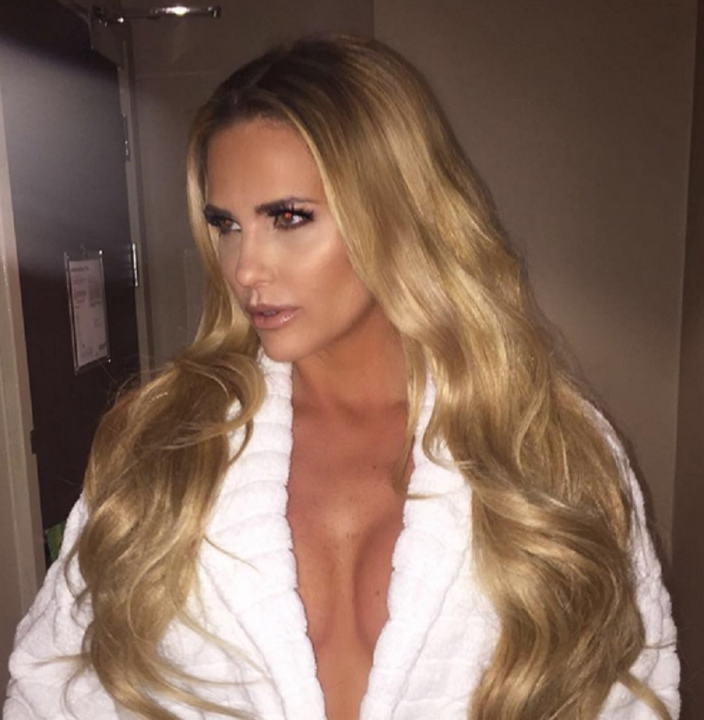 Bolesnom sinu će platiti prostitutku!