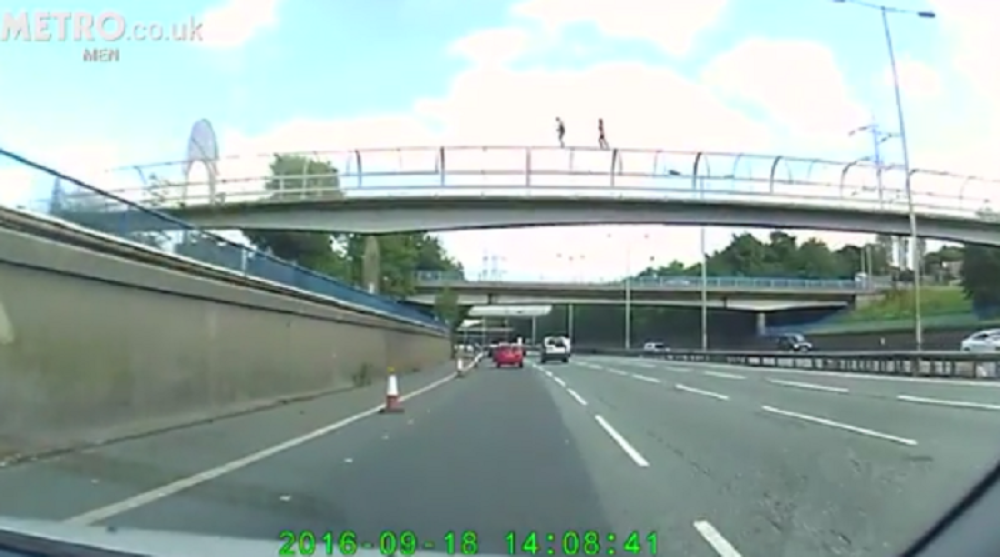 Opasna igra britanskih tinejdžera! (VIDEO)