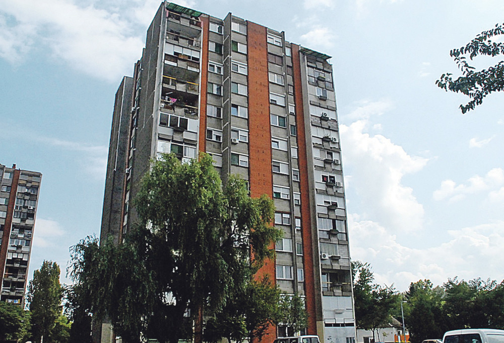 Sahranjena devojčica koja je pala sa zgrade