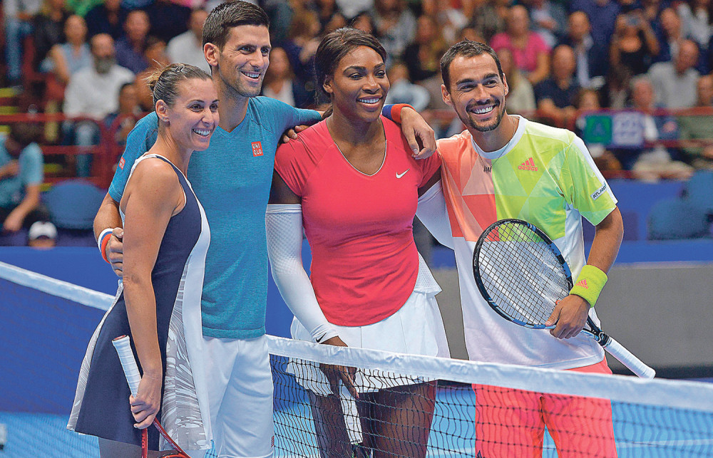 Nole mirio „zaraćene” supružnike!