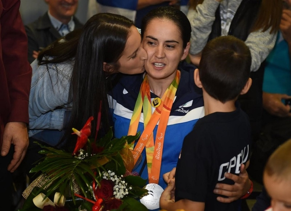 Srbija dočekala heroje! (FOTO)