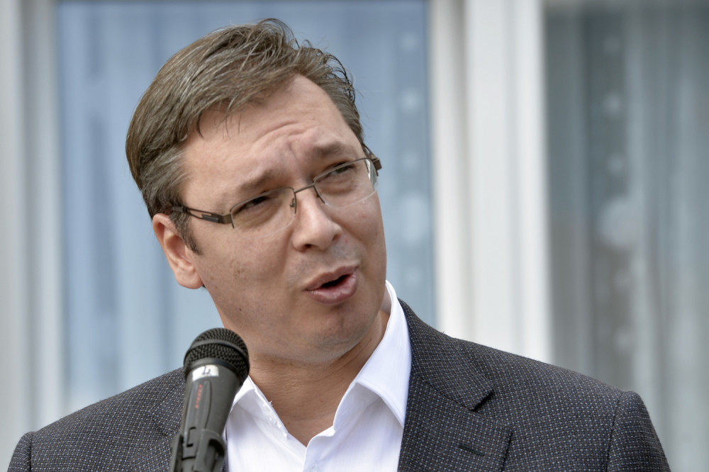 Vučić: U januaru rekordno visoke plate!