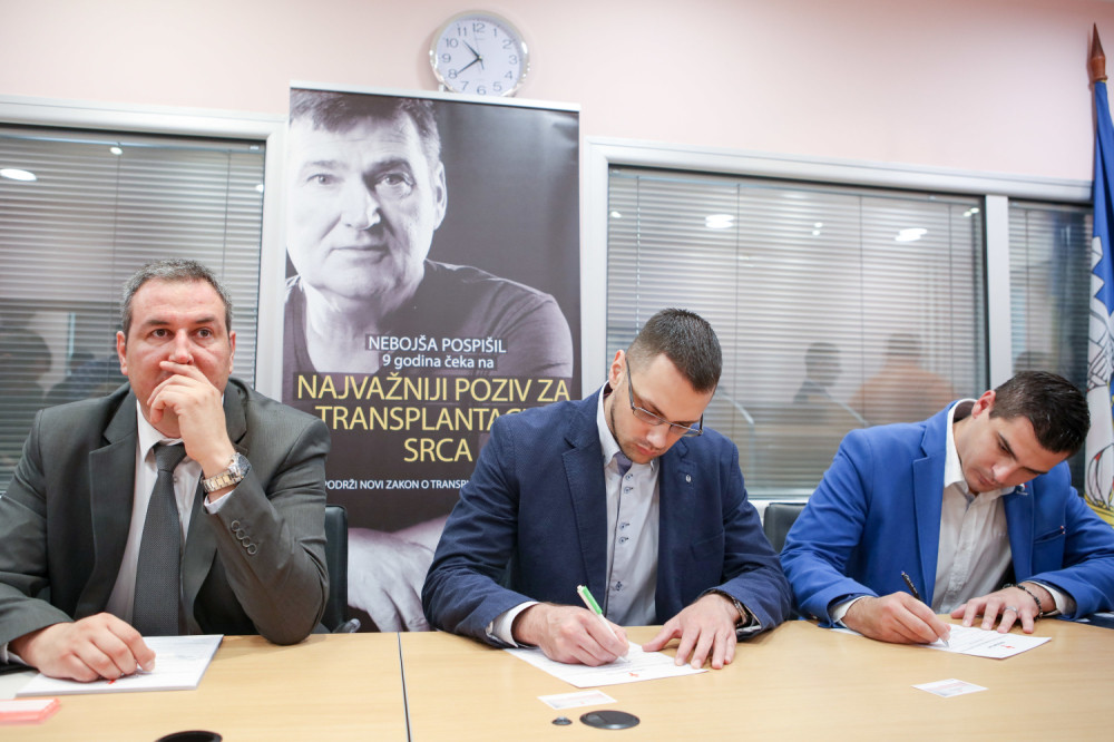 Odbornici Palilule potpisali donorske kartice