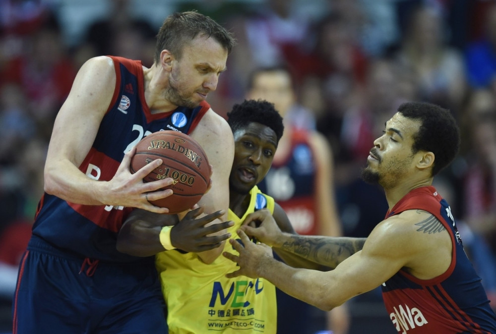 Savanović: Zvezda se za meč sprema na aerodromu!