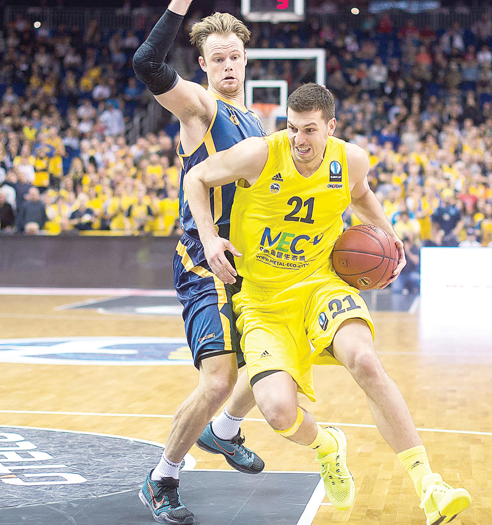 Srušiću Saleta i Bajern!