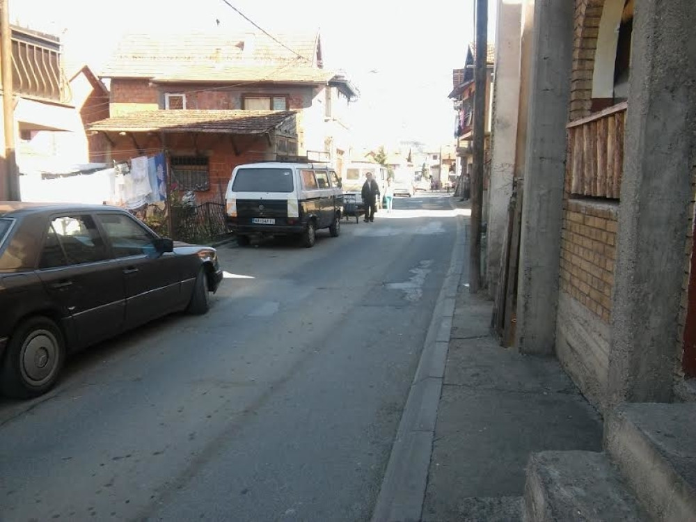 Petorica silovala bolesnu ženu