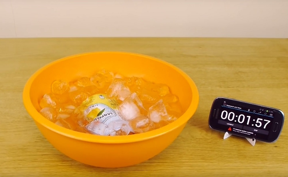 Ohladite piće za samo dva minuta! (VIDEO)