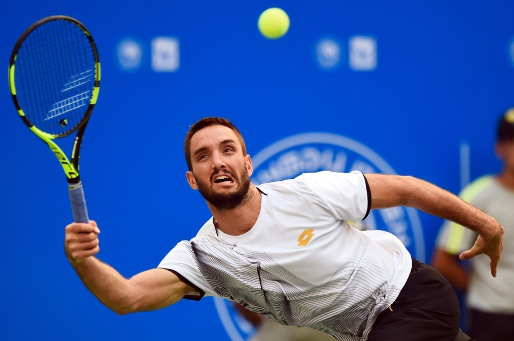 Troicki izgubio od Kačanova!