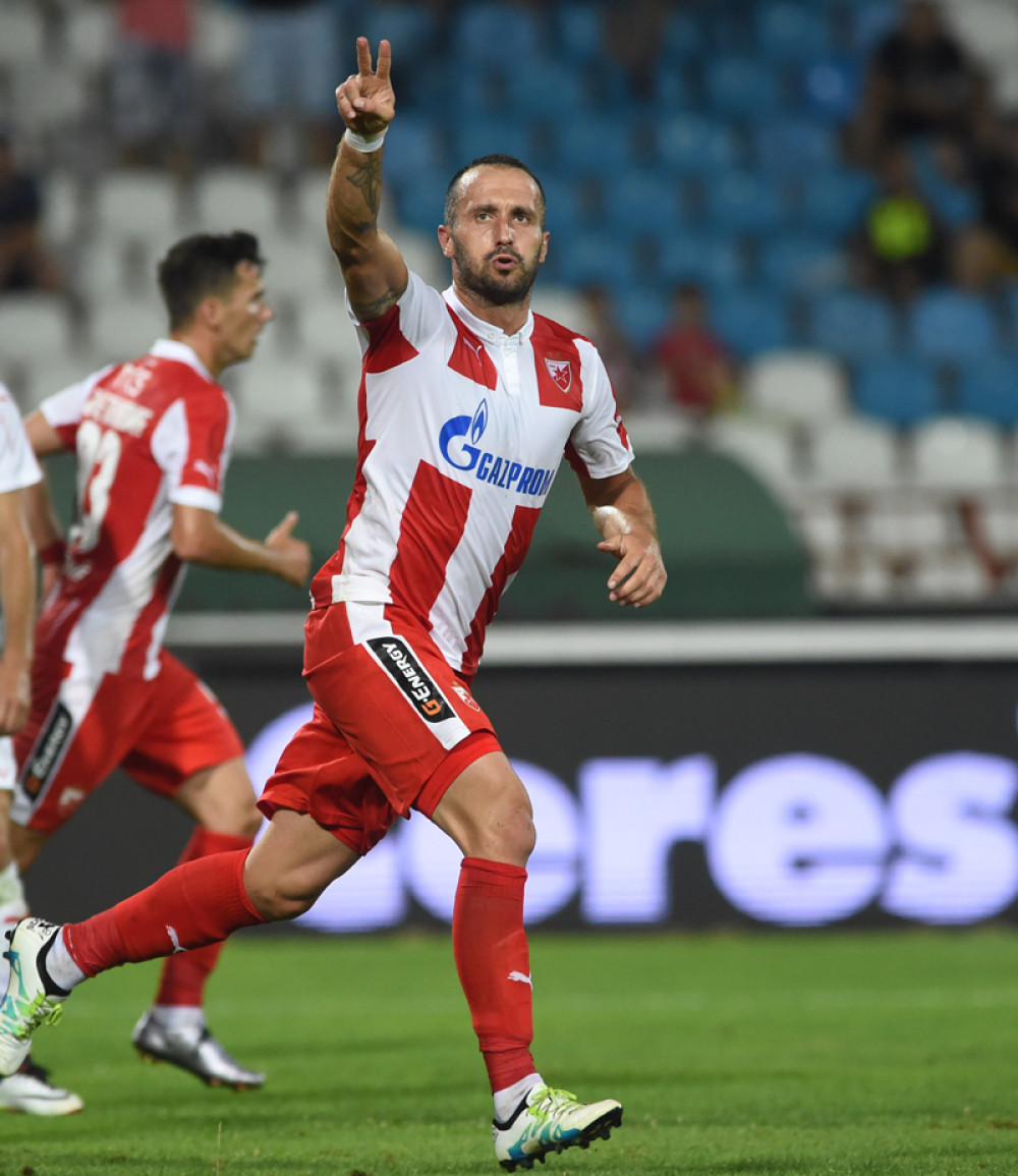 Sikimić ponovo iščupao crveno-bele