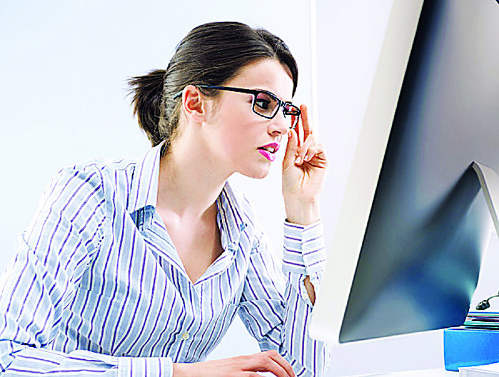 Kako da se odmah rešite tragova od naočara na nosu!