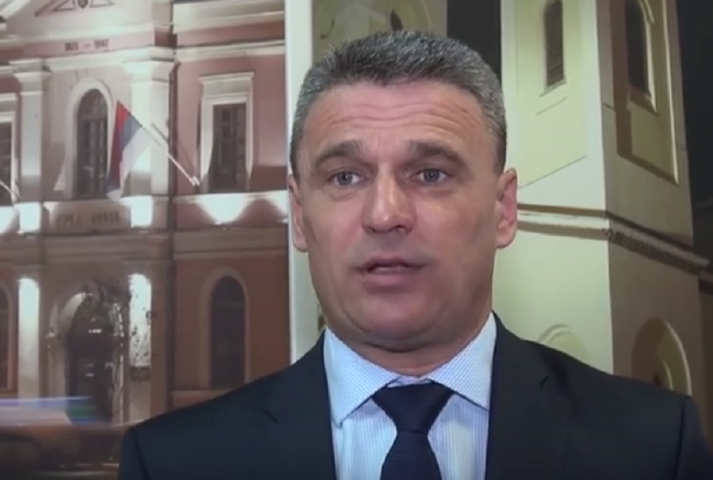 Gradonačelnik Čačka svoju platu daje sugrađanima!