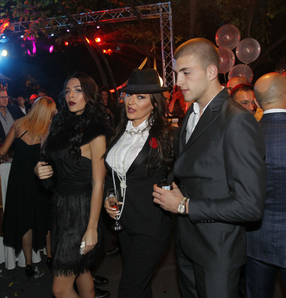 Ceca objavila privatan snimak svoje dece (VIDEO)