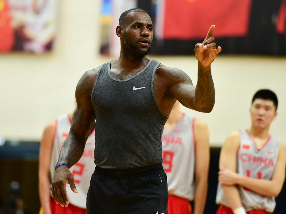 Klivlend deklasirao Boston za 2:0