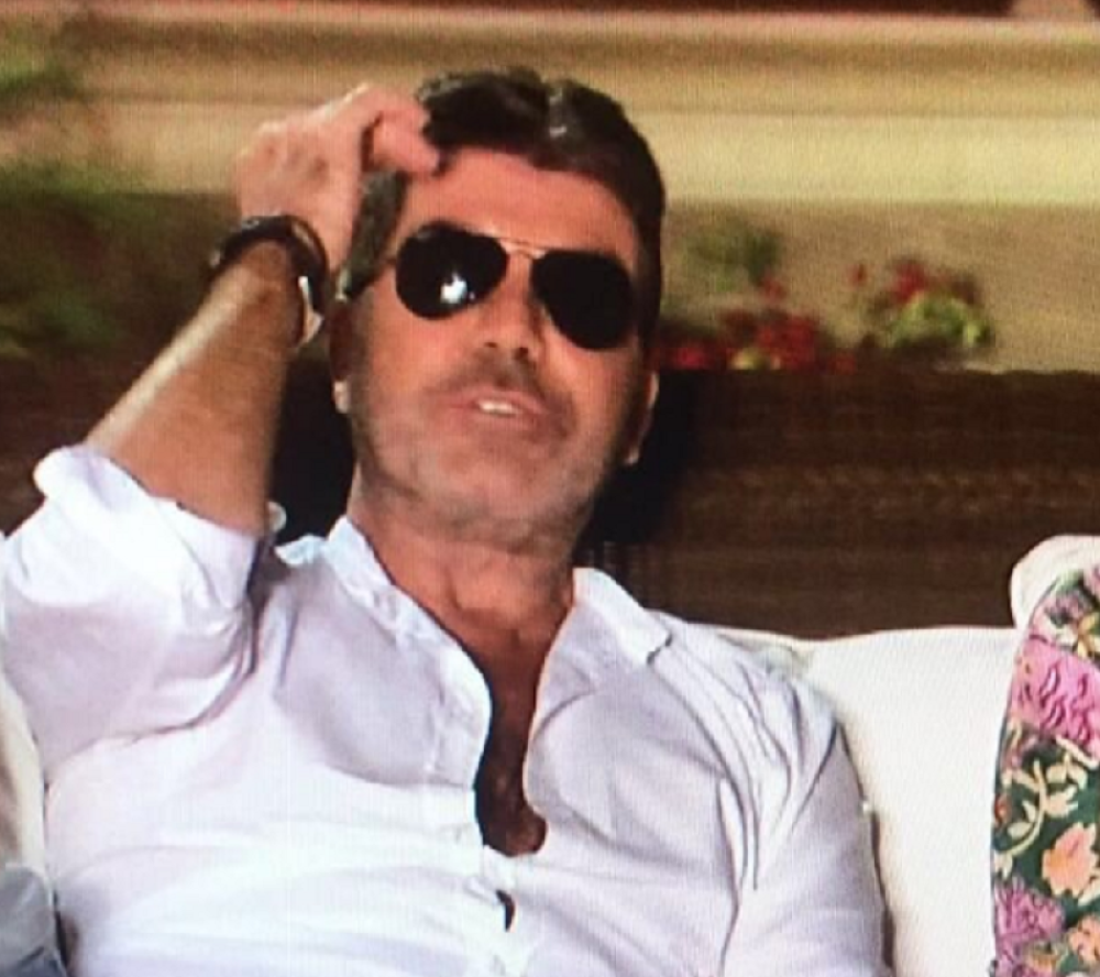 Sajmon Kauel hitno prebačen u bolnicu: Zbog povrede kičme moraće na operaciju!