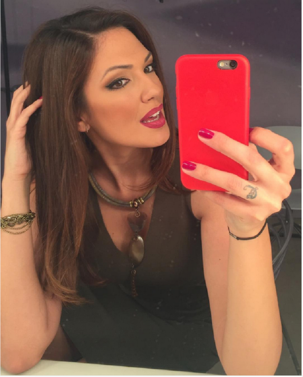 Nina uživa na novom poslu, poznati glumac je oborio sa nogu kada je skočio u jezero i njemu spasao život (VIDEO)