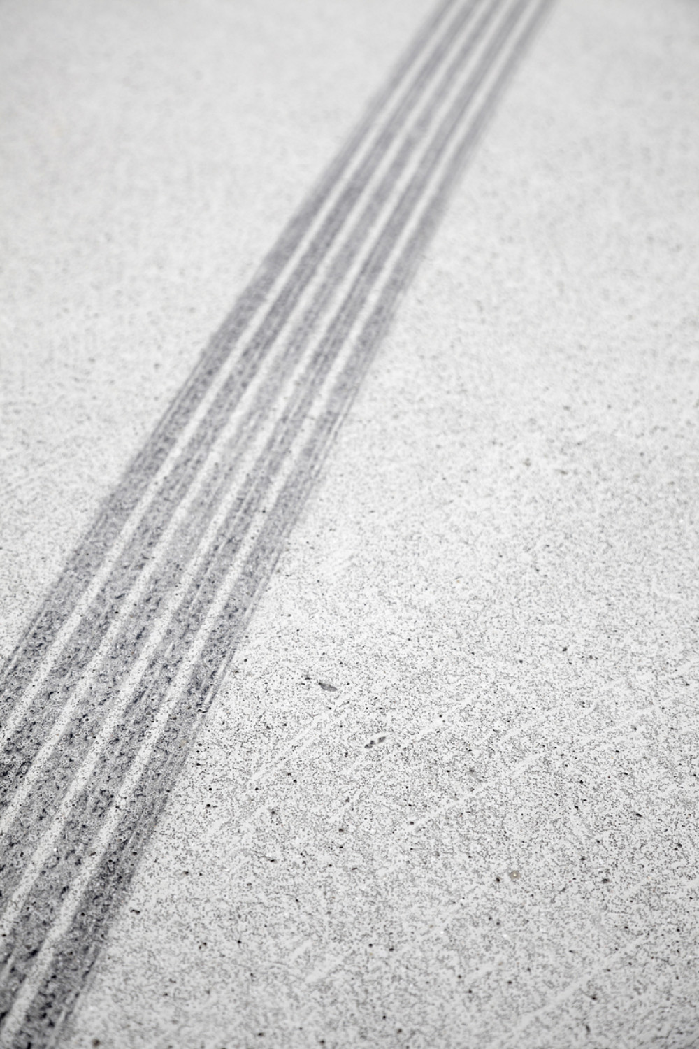 Saobraćaj bez zastoja, ali se čuvajte poledice!