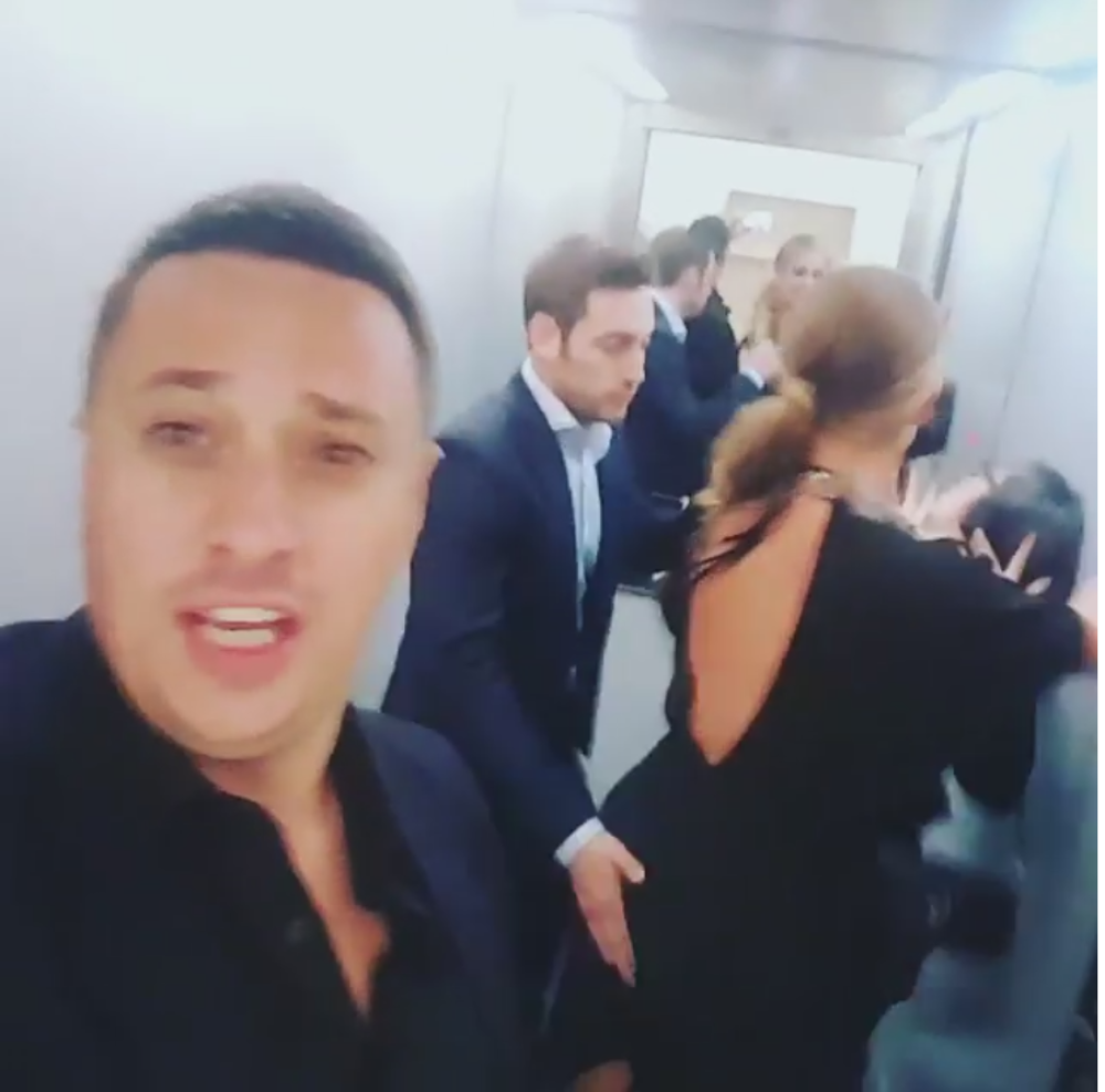 Glumci podivljali u liftu! (VIDEO)