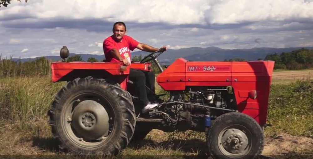 Srbi iz Raške čestitali Putinu rođendan!