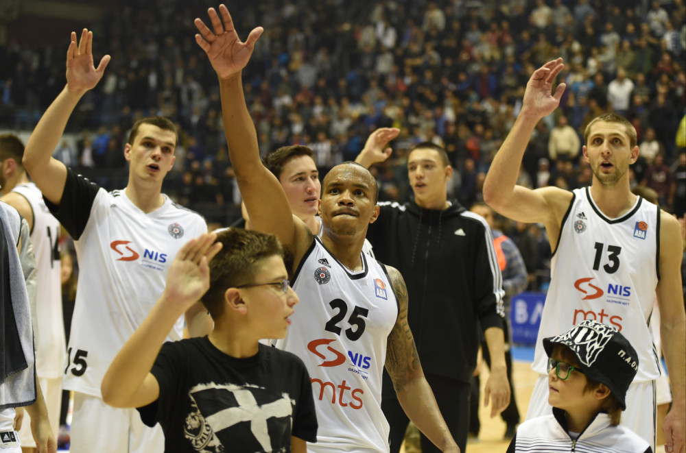 Partizan u finišu slomio Karpoš