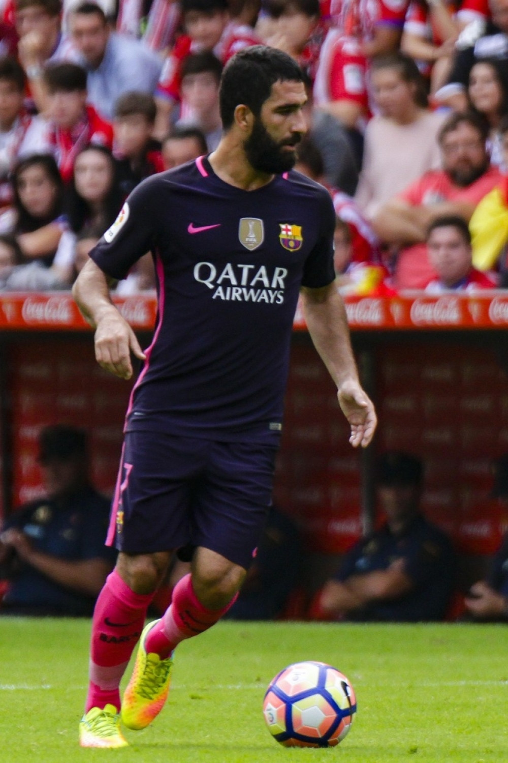 Odao počast Aliji, a Srbe nazvao neprijateljima! (FOTO)