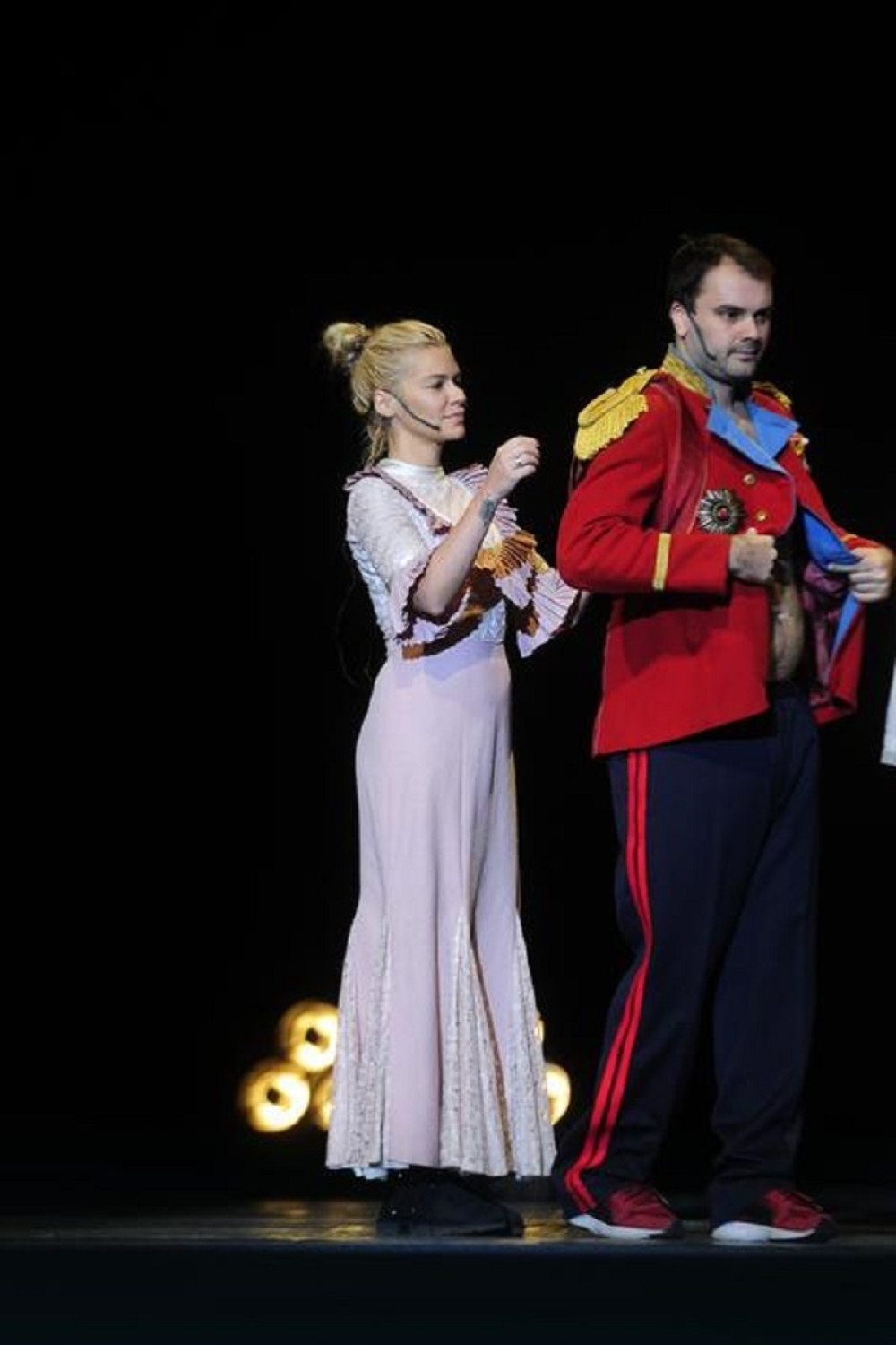 Evo s kim je Nata zaglavila posle premijere